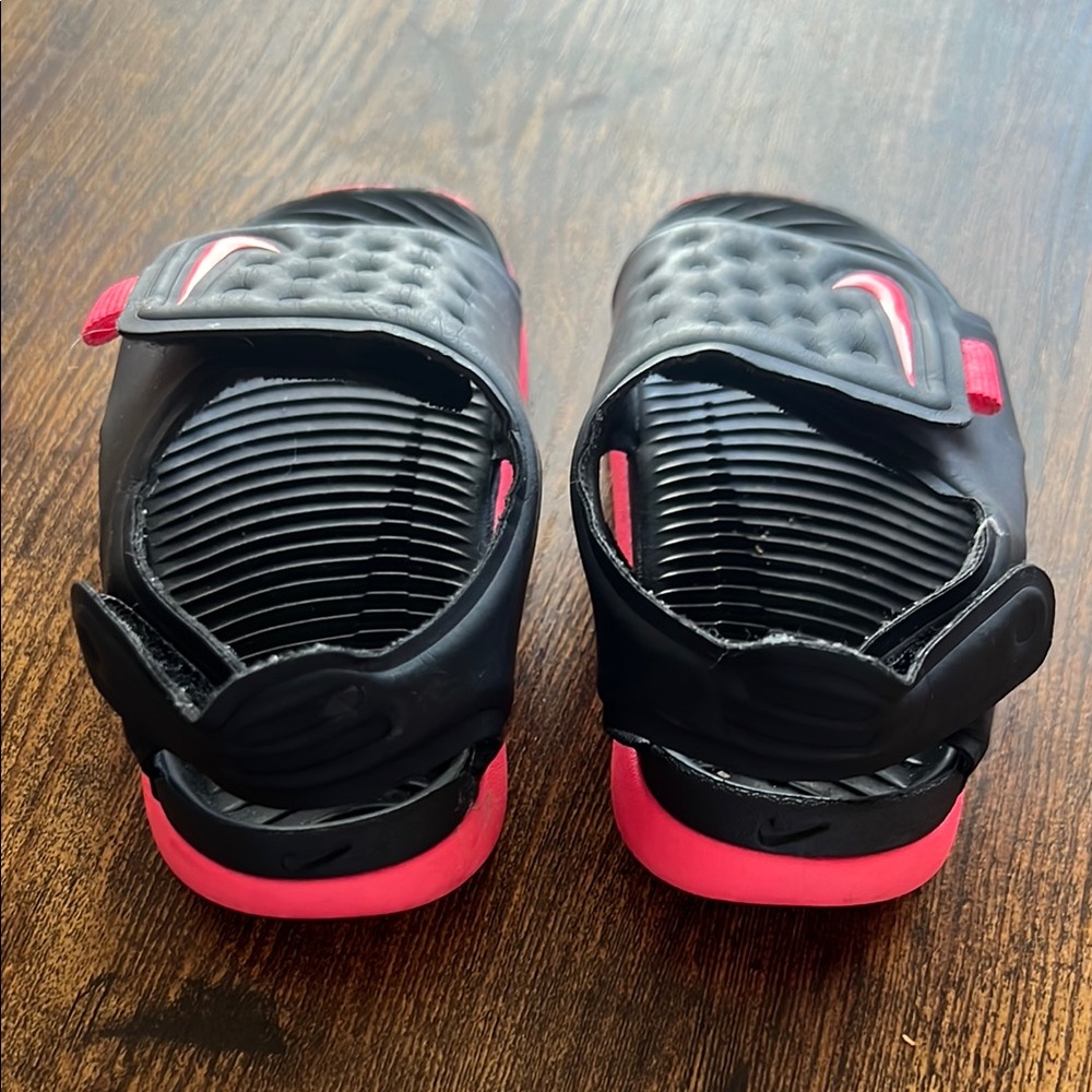 Nike Black and Pink Sandals with Adjustable Strap - Picture 4 of 4